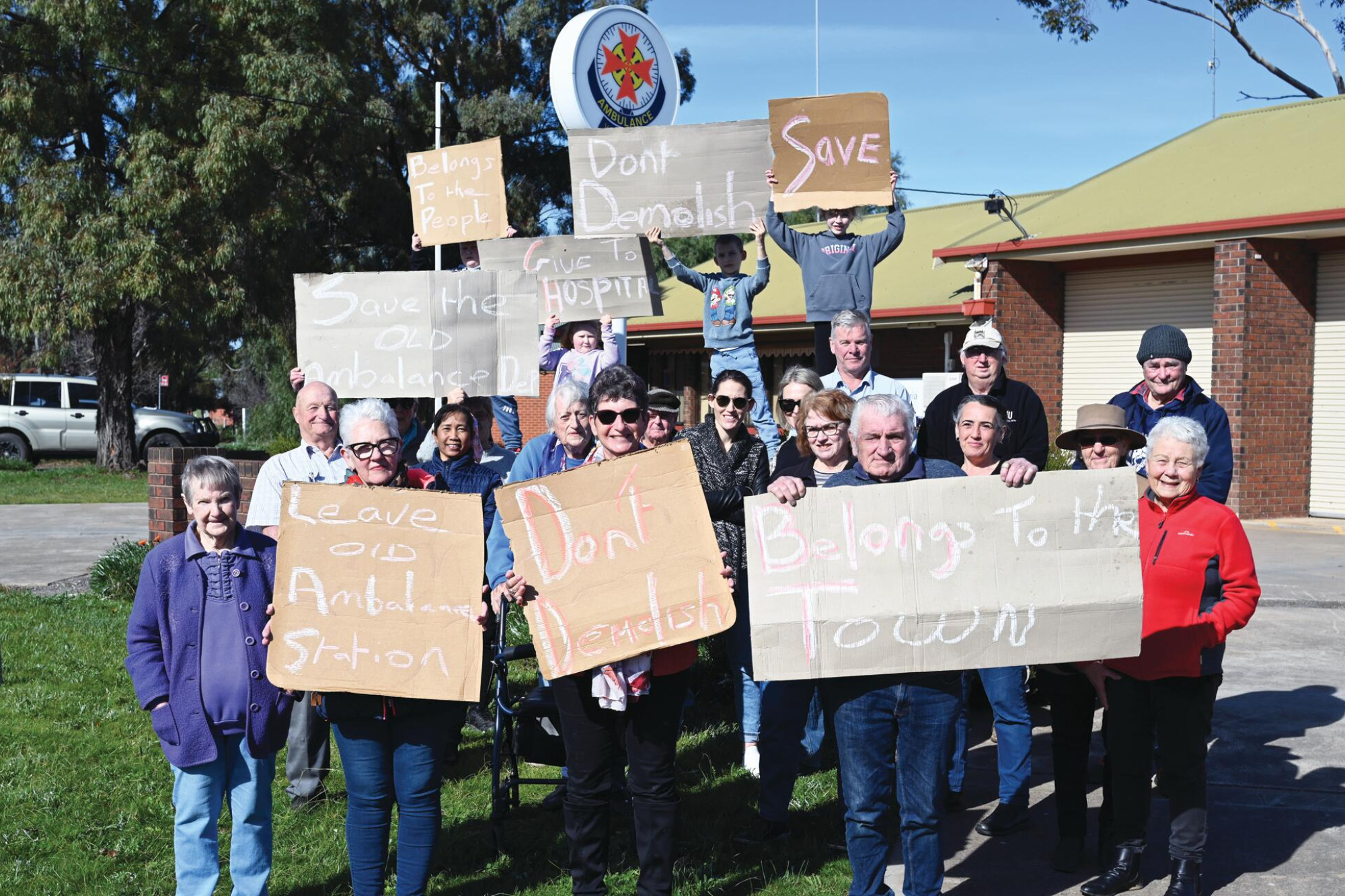 Protest demand: release ambulance station report - feature photo