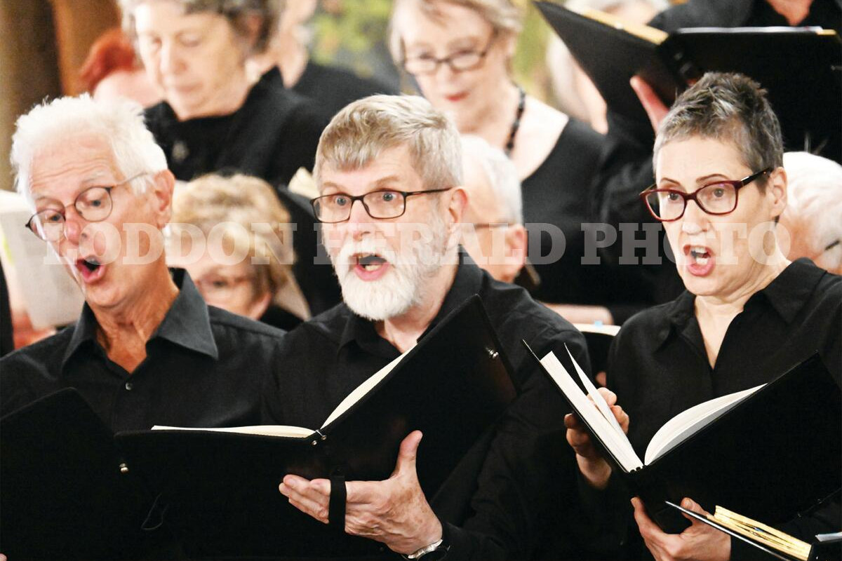 Stirring voices have Handel on The Messiah - feature photo
