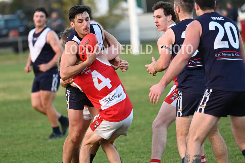 Bulldogs, Blues win top five battles - feature photo