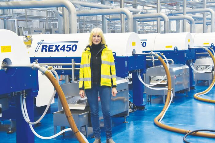 Plant pumping new oil - feature photo