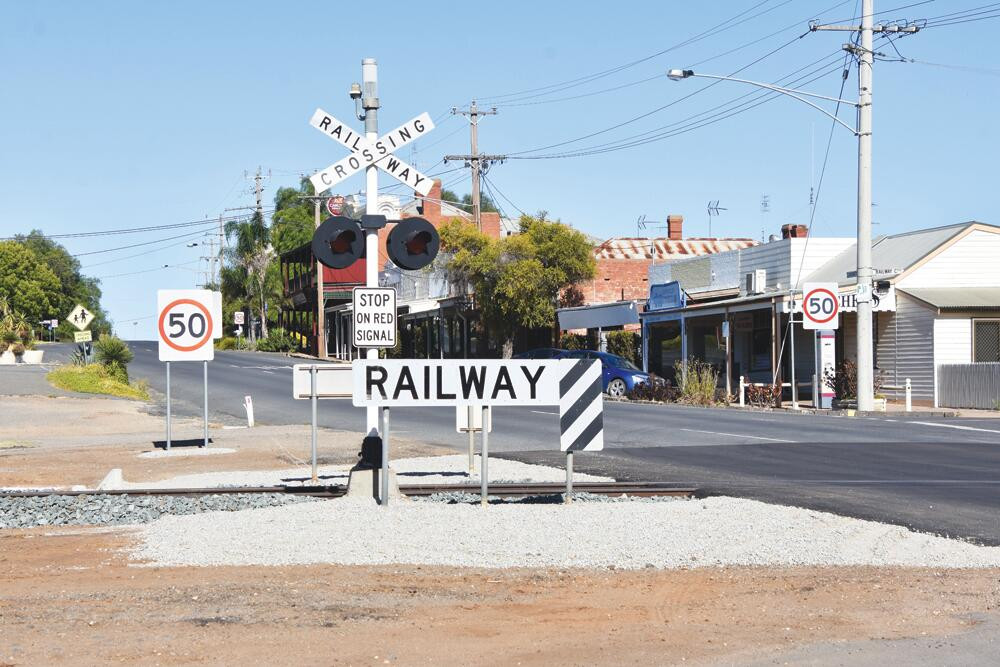 Boom gates for crossing - feature photo