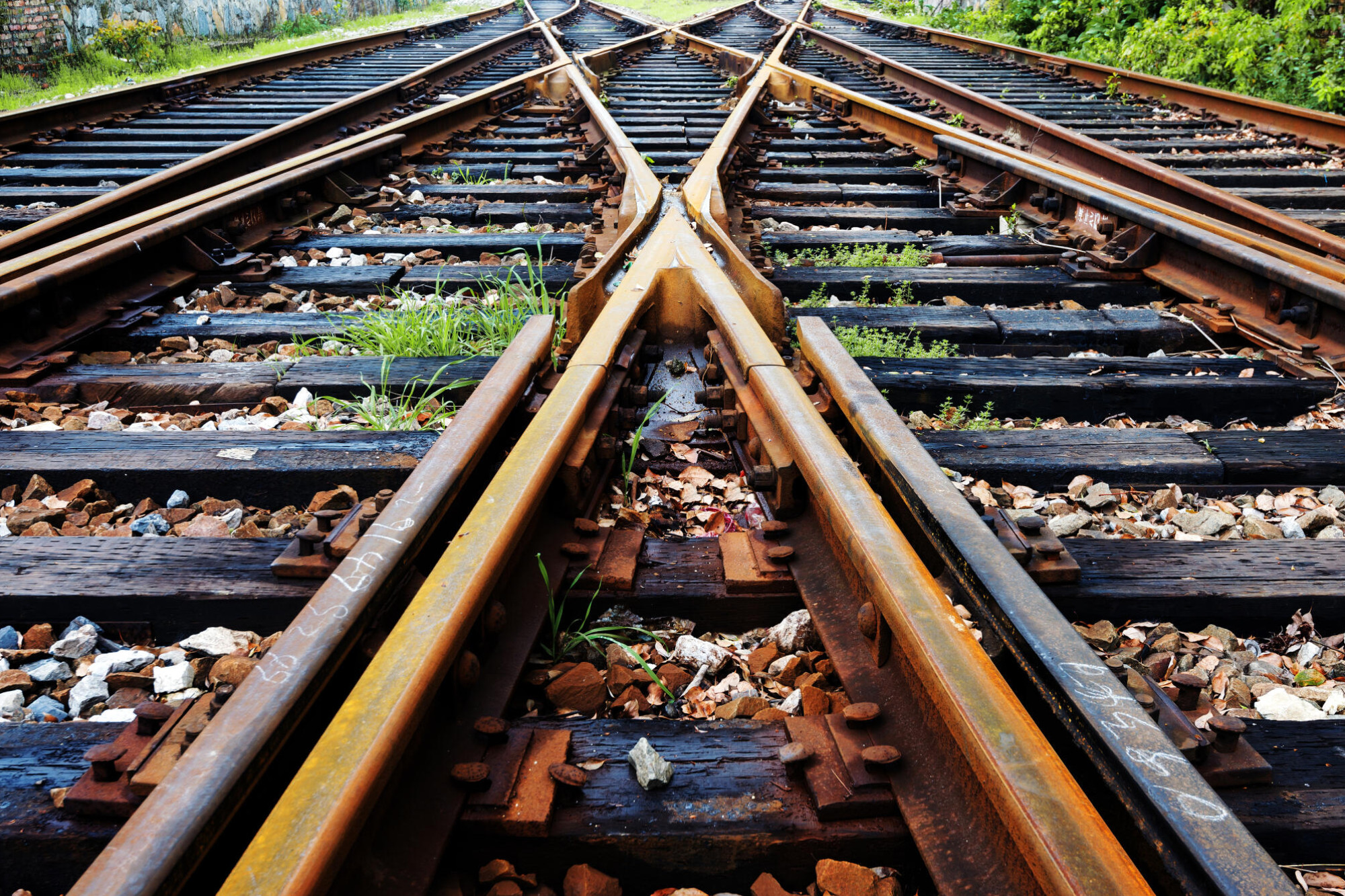 Basin rail 'fresh doubt' - feature photo