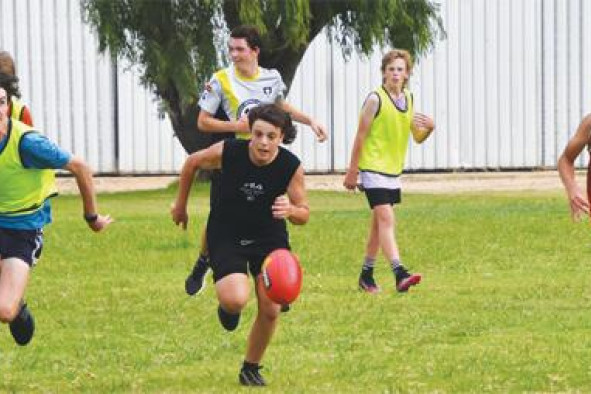 Draft draw with clubs - feature photo