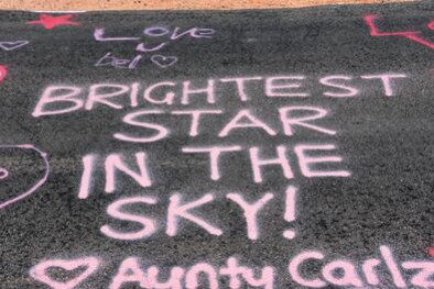 Tributes to a bright star - feature photo