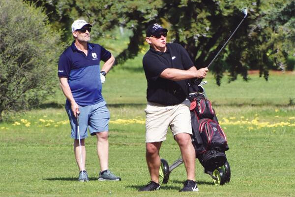 Golfers back charities - feature photo