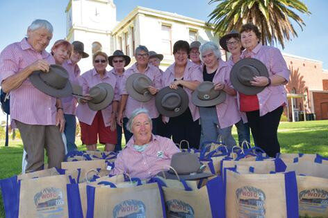 Farm women arriving - feature photo