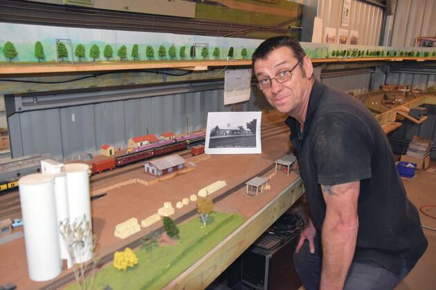 Warren's train stop - feature photo