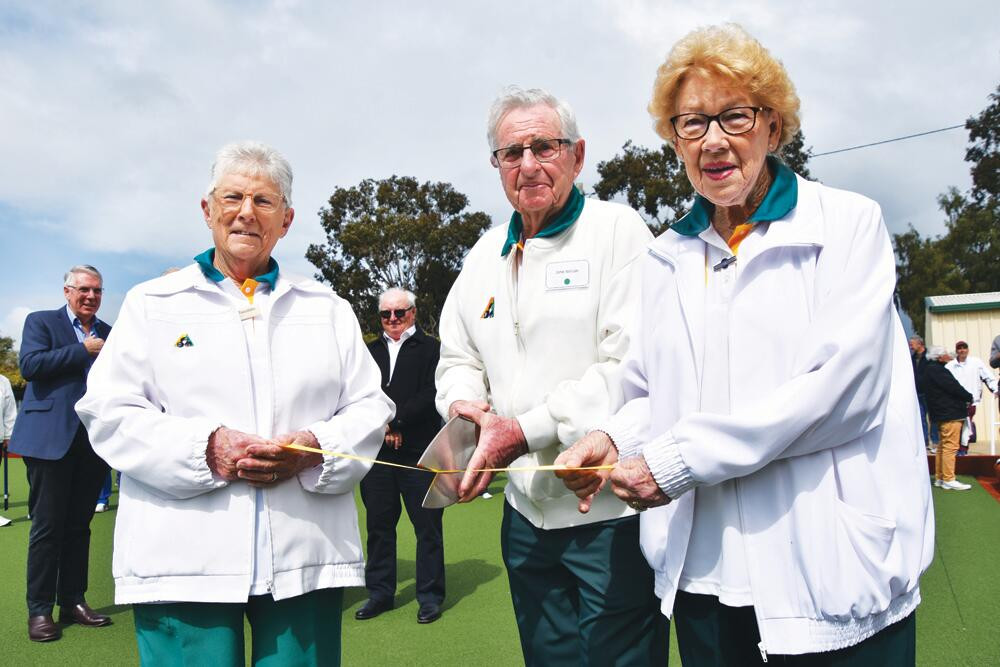 Bowlers go synthetic - feature photo