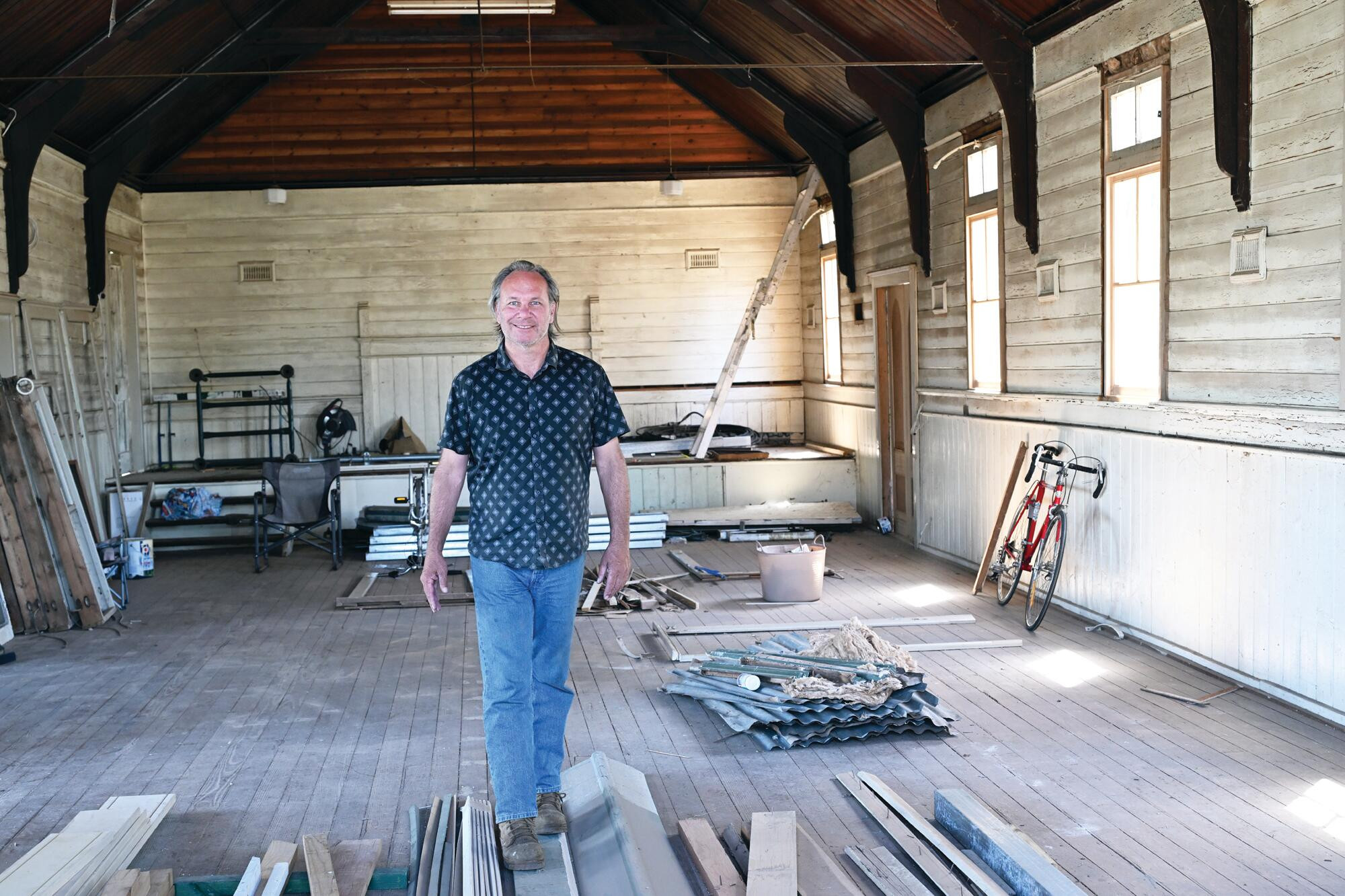 Saving history ... weatherboards, windows and graffiti - feature photo