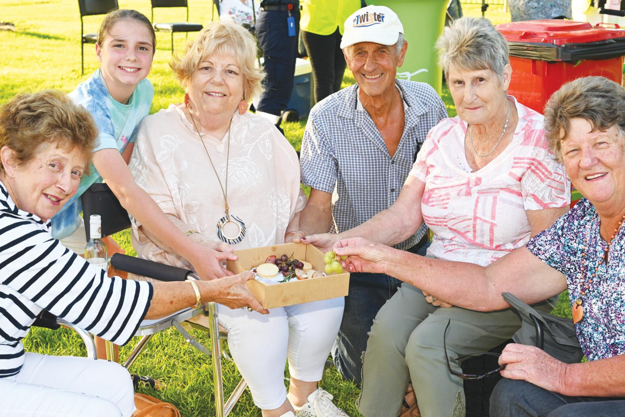 Hundreds tempted by flavour of amazing food and drink - feature photo