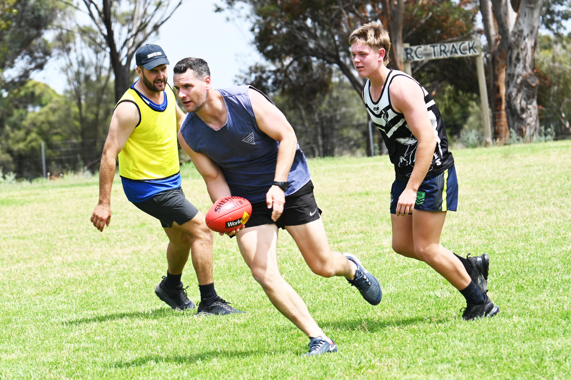 Four-quarter aim for big recruiters - feature photo