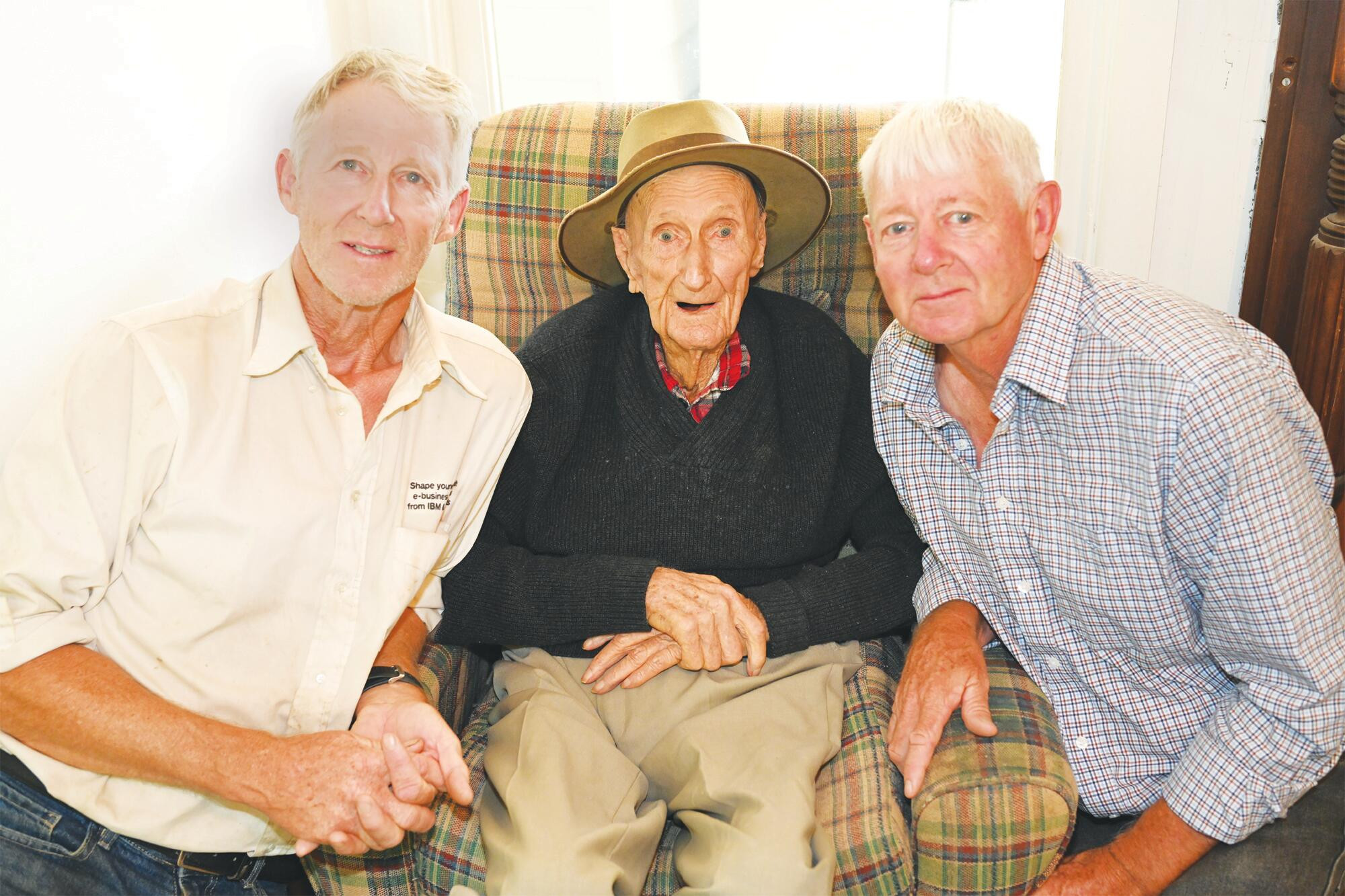 Lloyd Mills with sons Doug and Richard. LH PHOTO