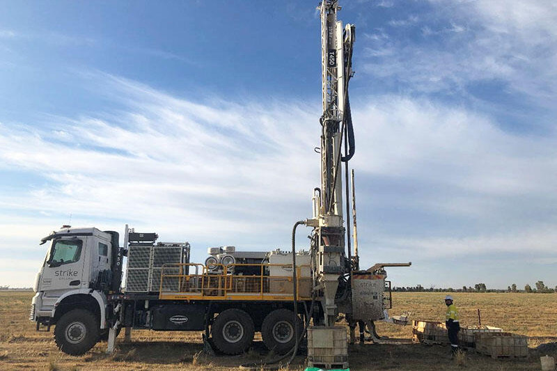 Drillers find valuable mineral sands - feature photo