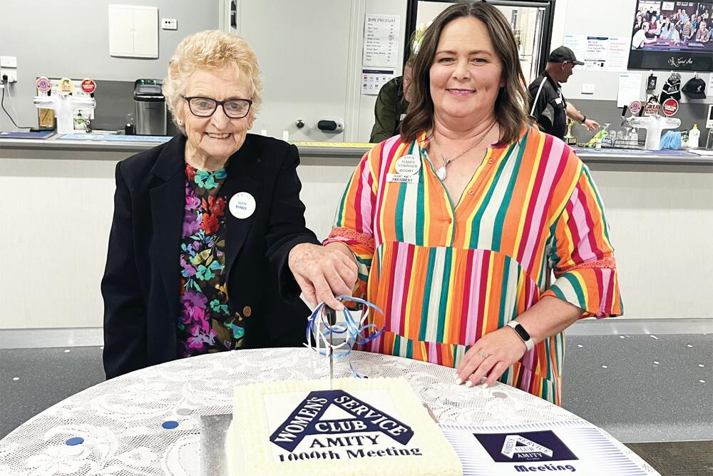Amity members celebrate 1000th meeting - feature photo