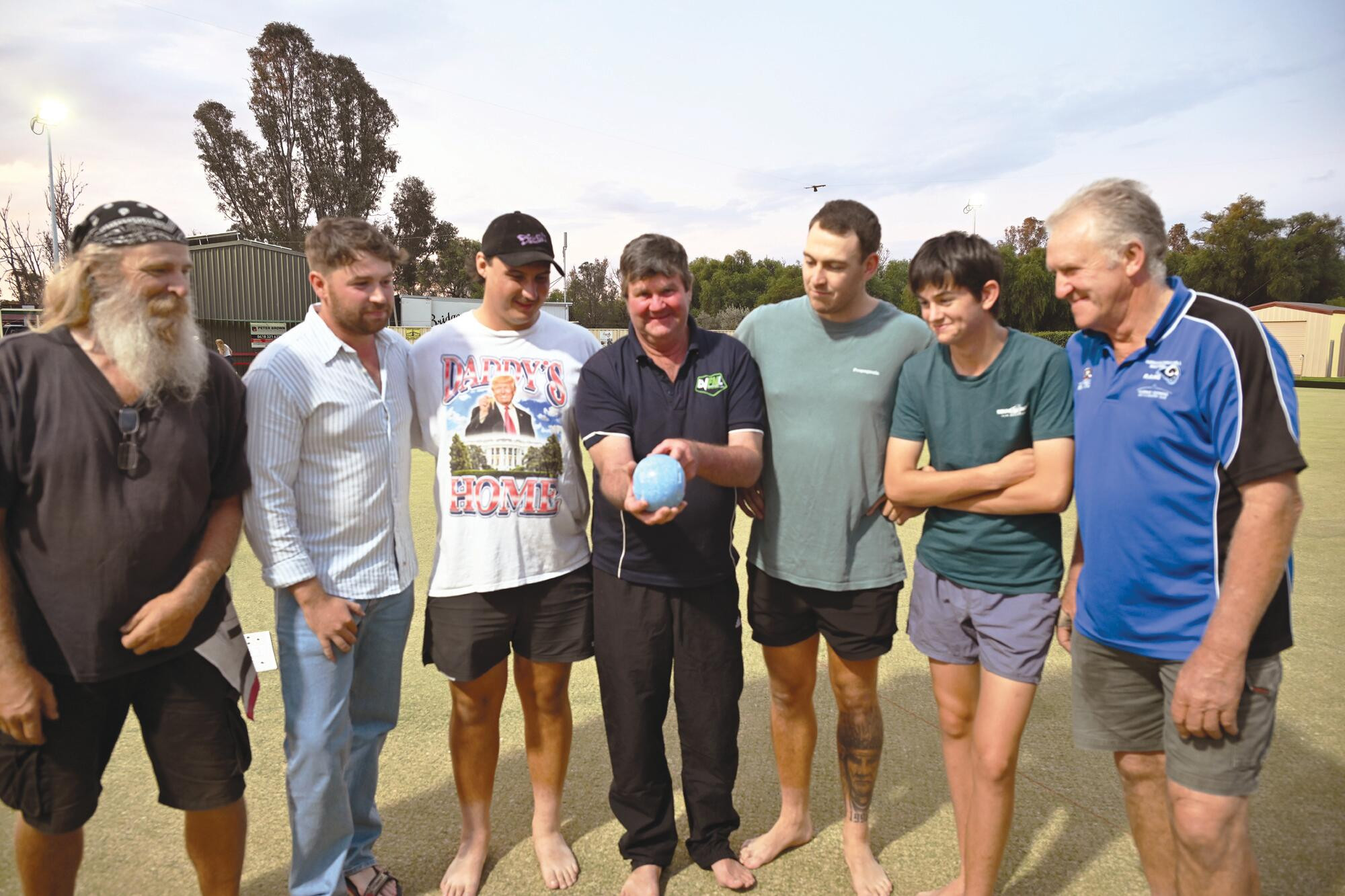 Club president Glenn Catto gives tips to Simon Laird, Lewis Price, Jayden Leach, Justin Laird, Connor Alexander and Gordon Addlem. LH PHOTOS
