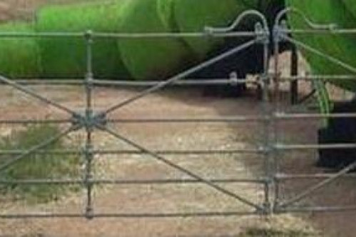 Heritage farm gates do an 'unbolter' - feature photo