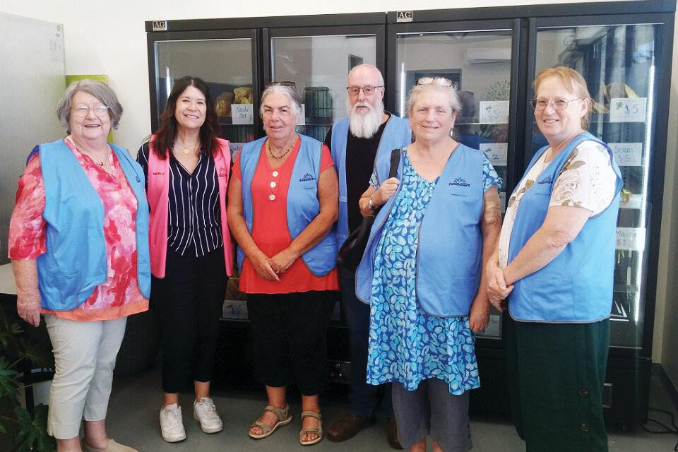 Irene Finch, Foodshare CEO Michelle Murphy, Carol McSwain, Peter McSwain, Hilary Mackay and Meryl Wiseman.