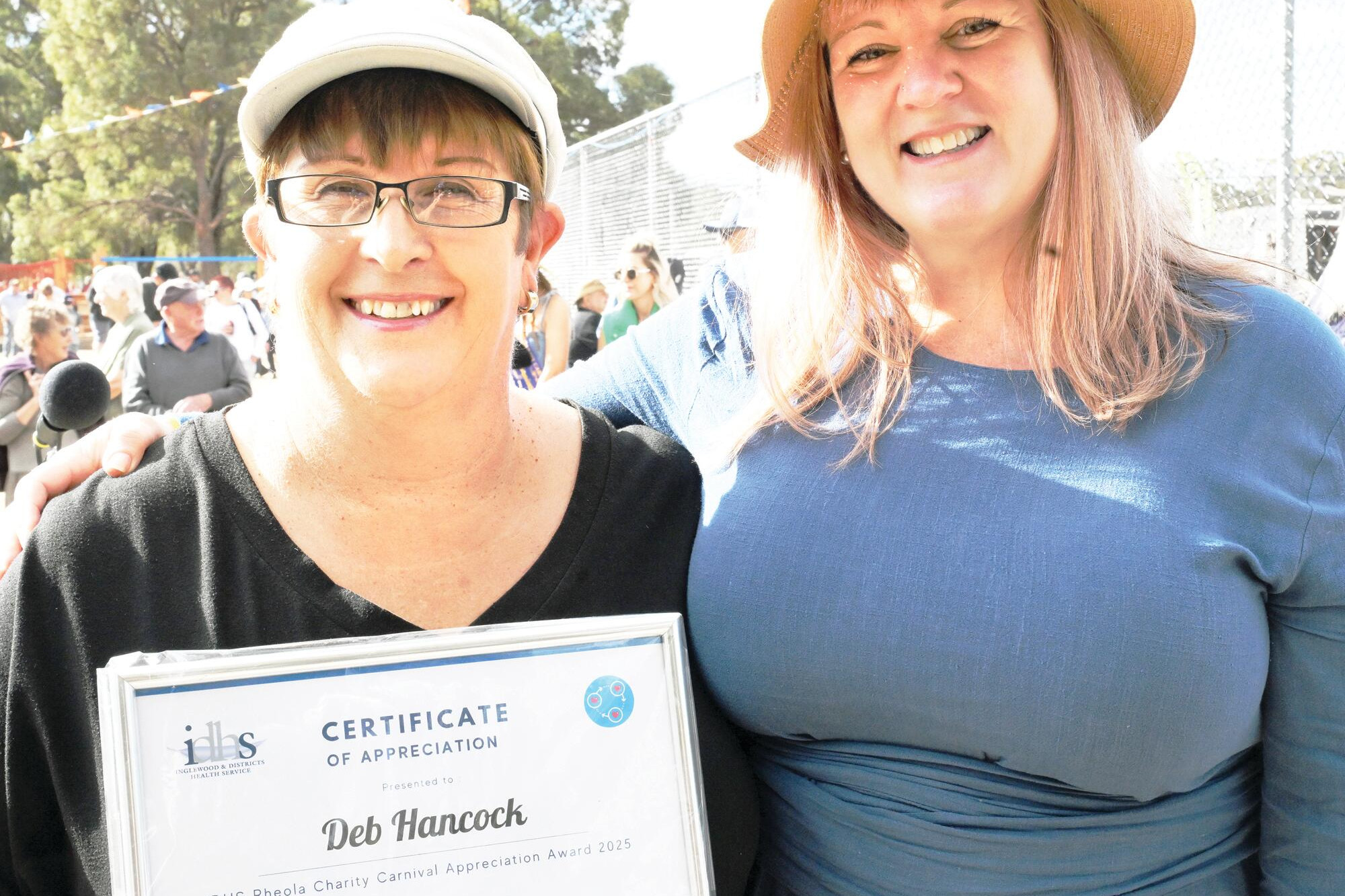 Deb Hancock and Inglewood and Districts Health Service board member Shan Welham. LH PHOTO