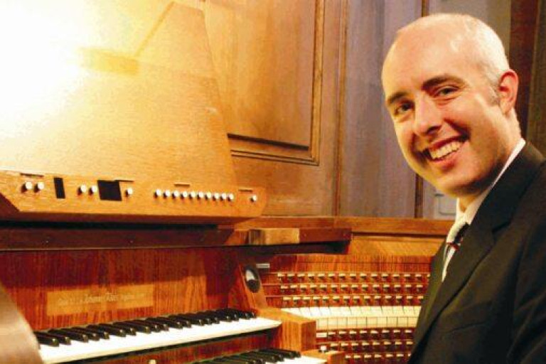 Bendigo Fine Music artistic director Thomas Heywood
