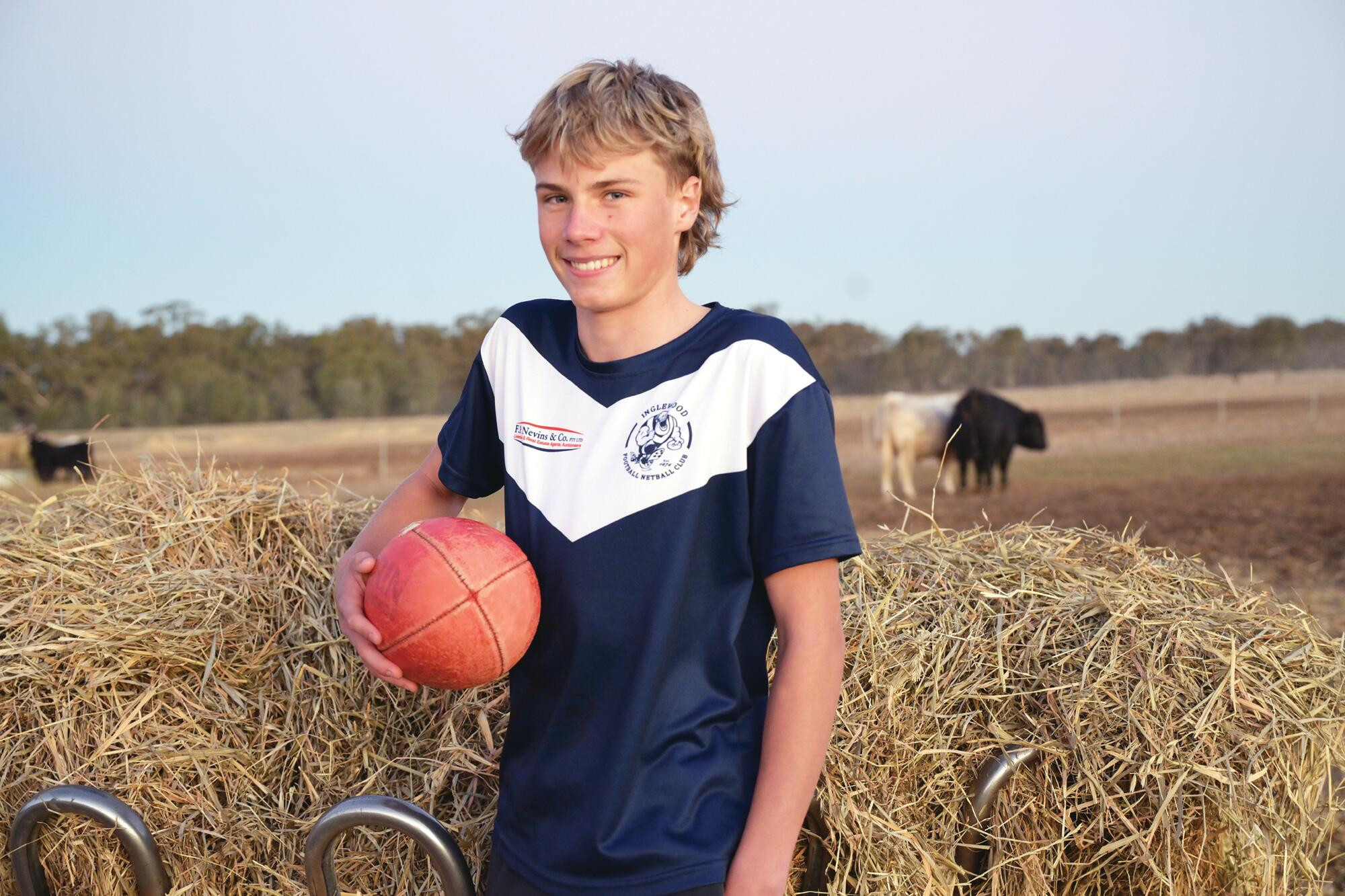 Mitchell Pickering gets in kicking practice at the family’s Chenu Charolais cattle stud near Inglewood. LH PHOTO