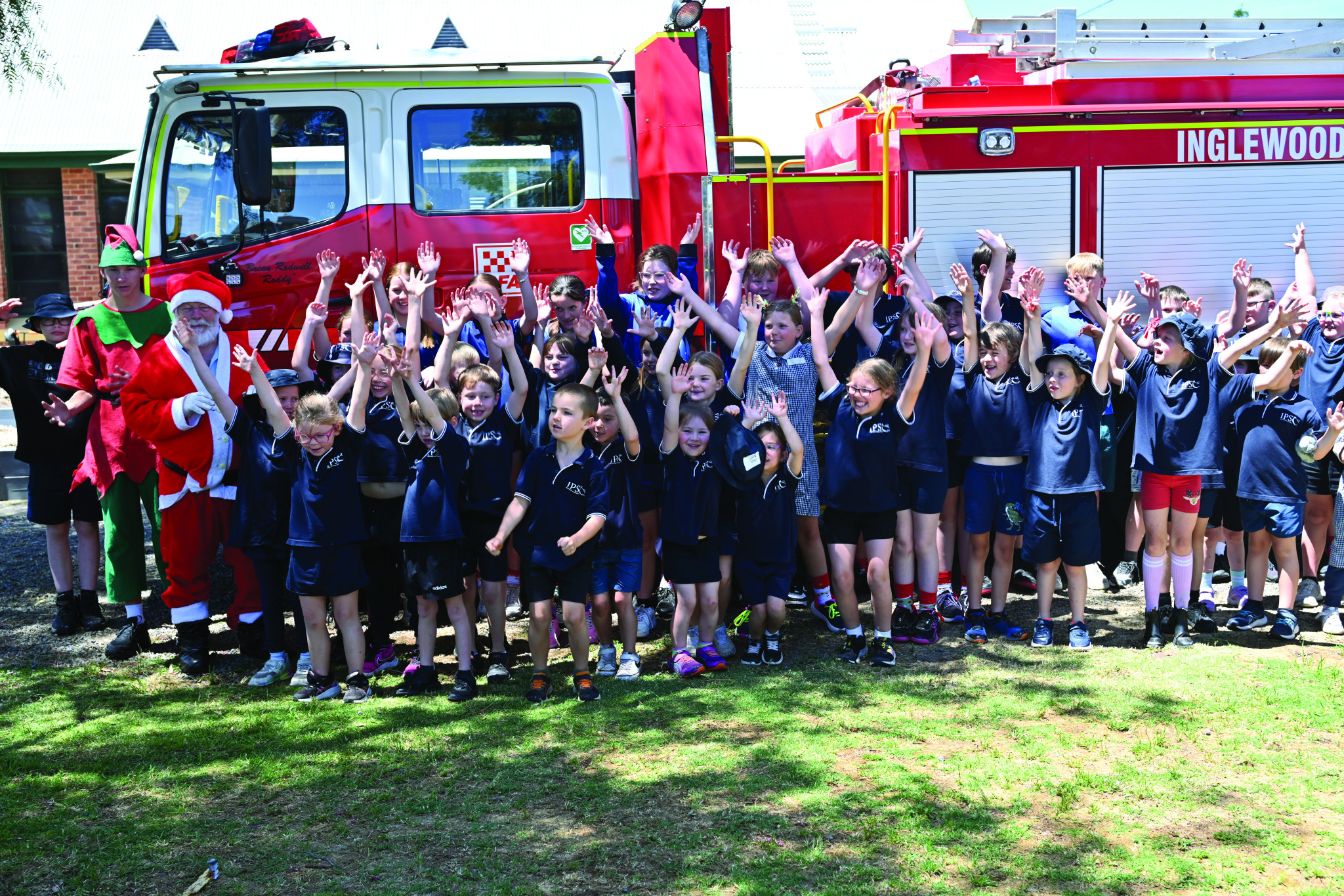 TRUCKING ALONG - feature photo