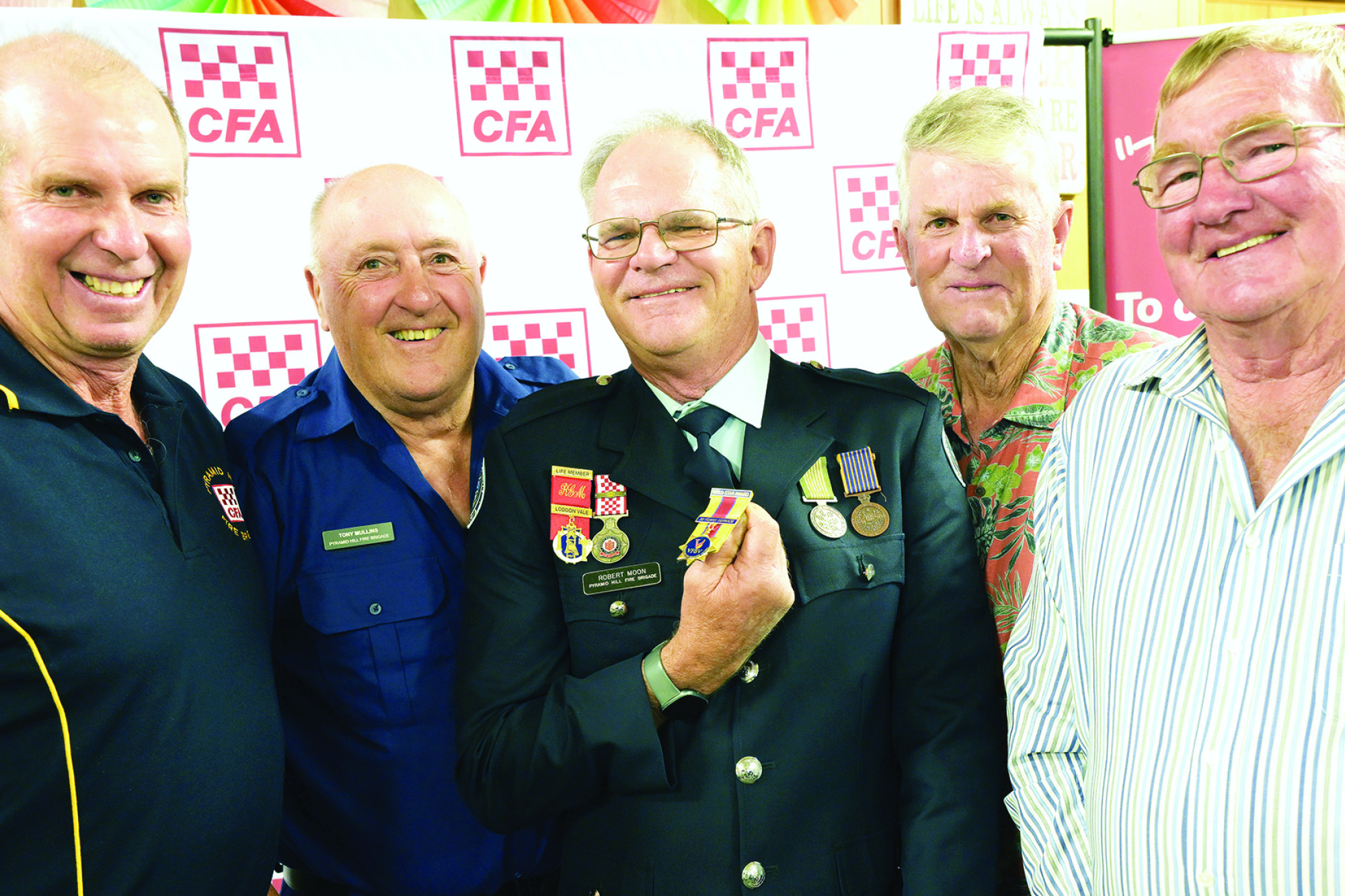 Fire brigades' associations awards Gold Star to Robert Moon - feature photo